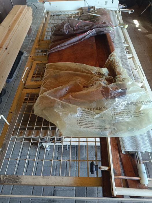 Łóżko szpitalne medyczne rehabilitacyjne elektryczne