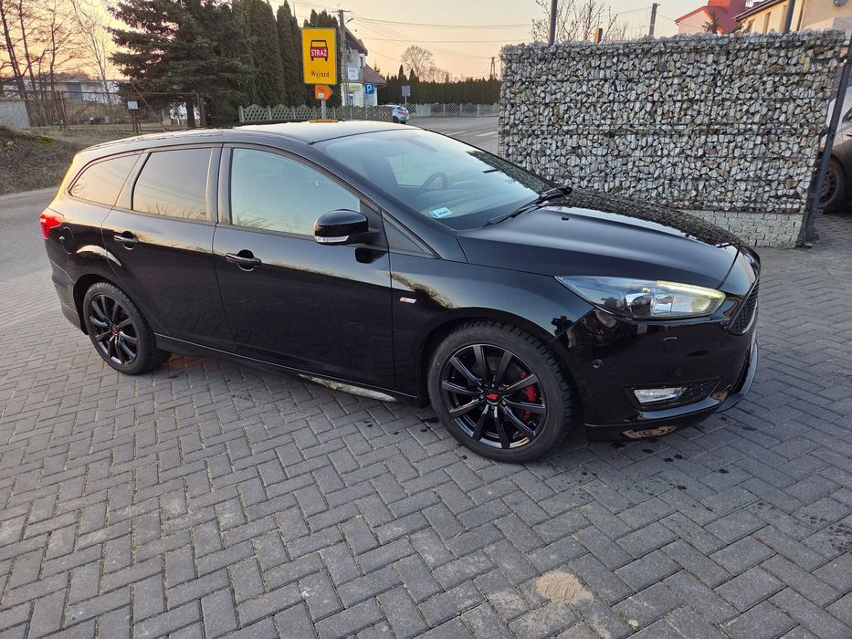 Ford Focus Focus ST-line ,2017r 2.0tdci ,Xenon,Led Nawi Sync3-Black-edition