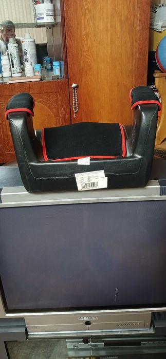Продам автомобильное детское кресло