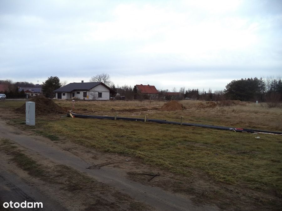 Ostatnia z 4 działek (uzbrojona z WZ)