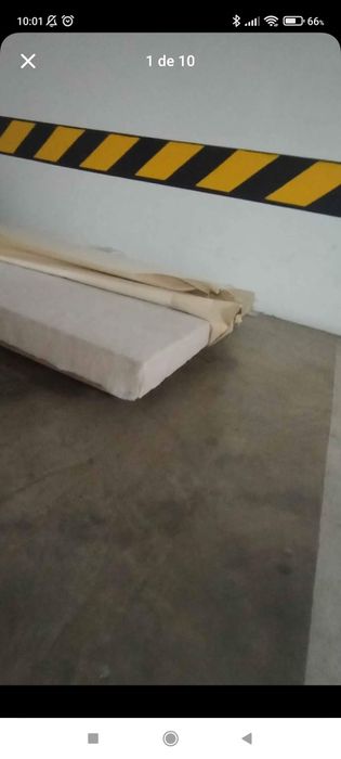 Estrado em madeira maciça