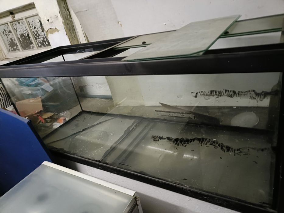 Vendo ou troco aquário de 120cm