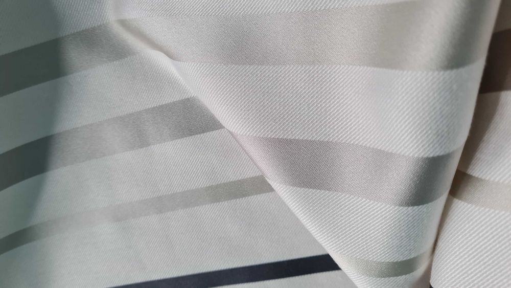 Zasłony 2 sztuki (65cm szerokość, 280cm długość, stan idealny)