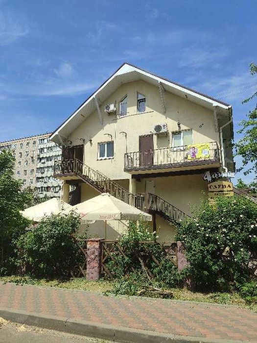 33/100 часток нежитлового приміщення 375.5 кв.м., Київська обл  м. Вишневе Європейська 15-А