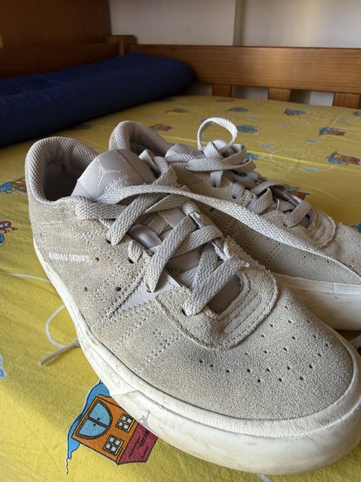 Tenis e sandalias