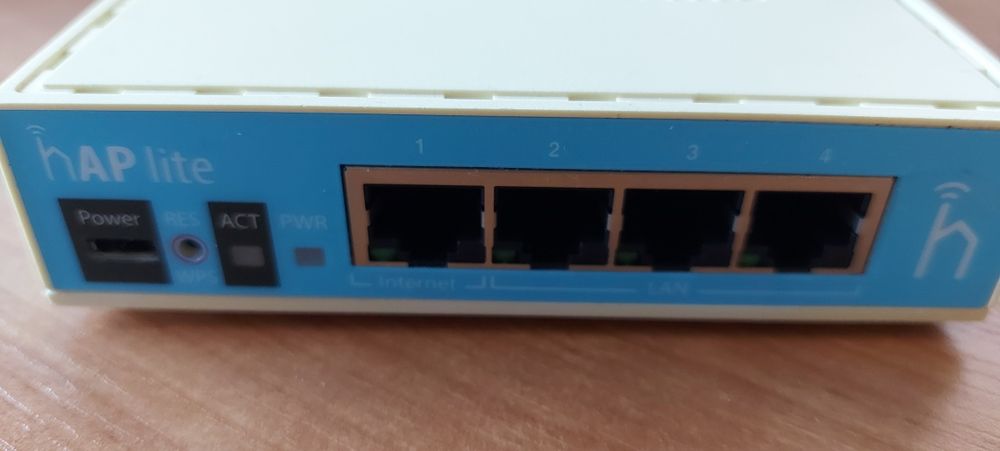 Mikrotik hAP lite