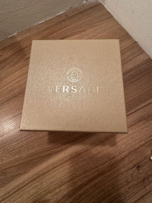 Продам оригінальний годинник Versace V12 Swiss Made