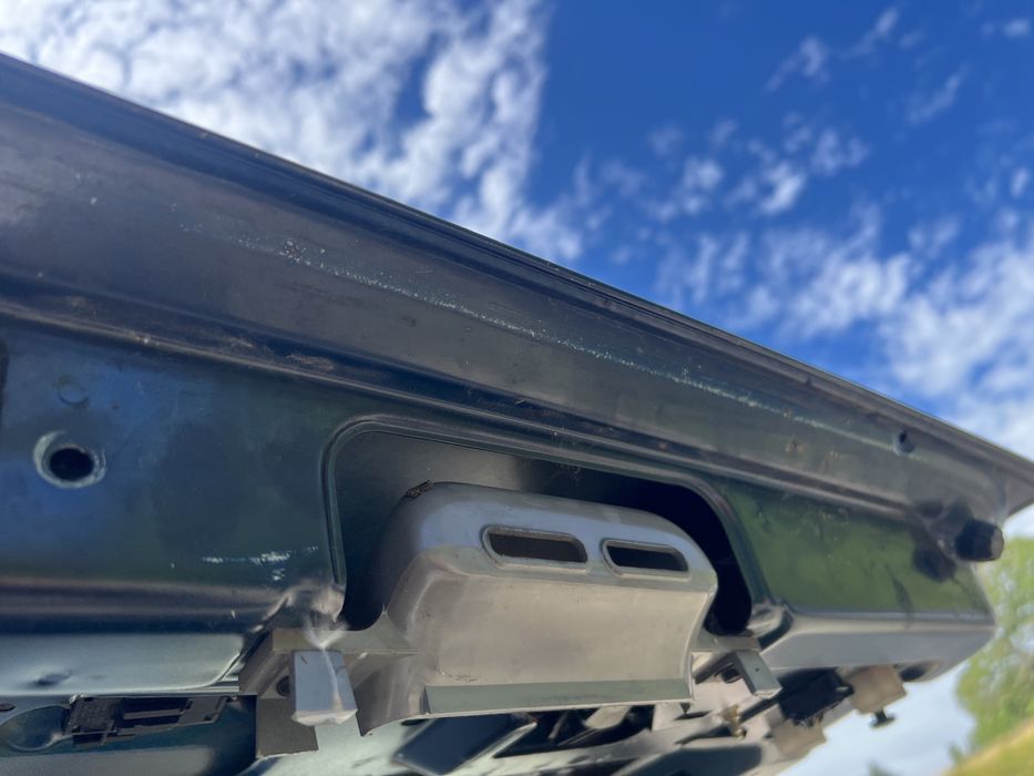Klapa bagaznika Bmw e34 touring orientblau metallic