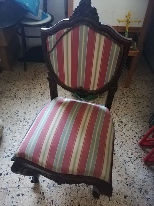 Cadeira antiga individual64729811619074120