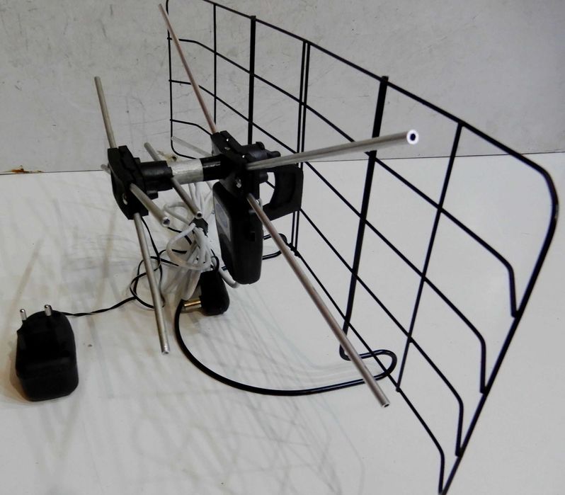 Antena pokojowa  DVB - T2 - duży zasięg