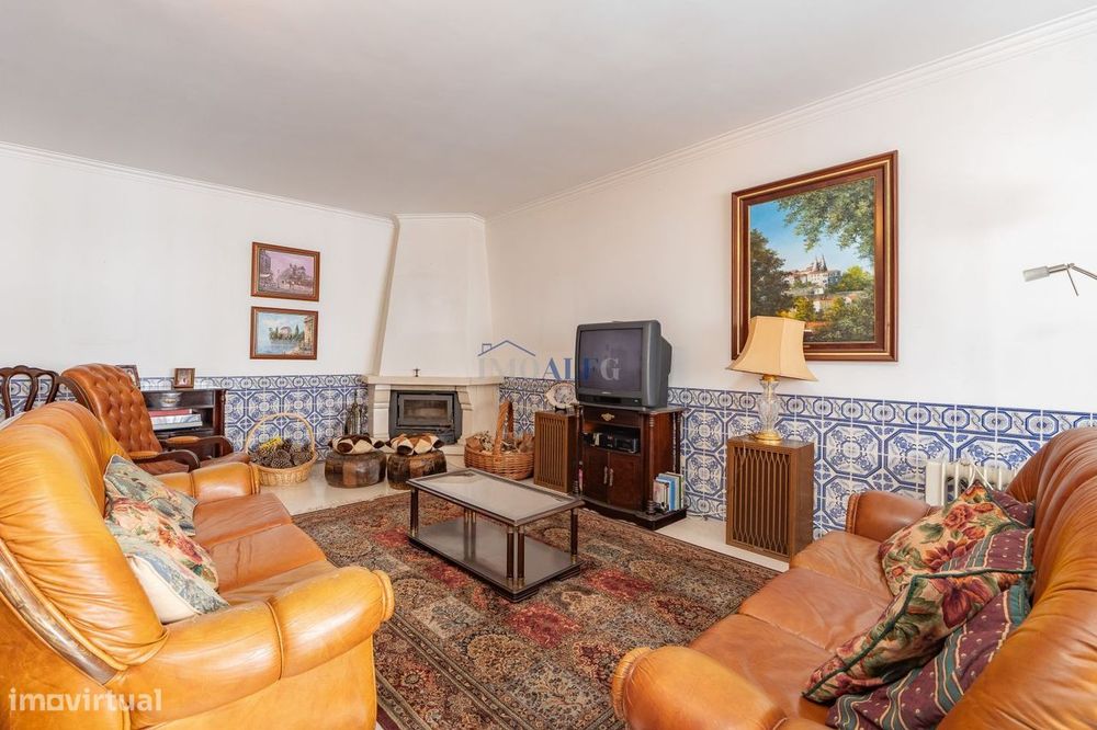 Apartamento T3 em Massamá, junto ao Shopping Center