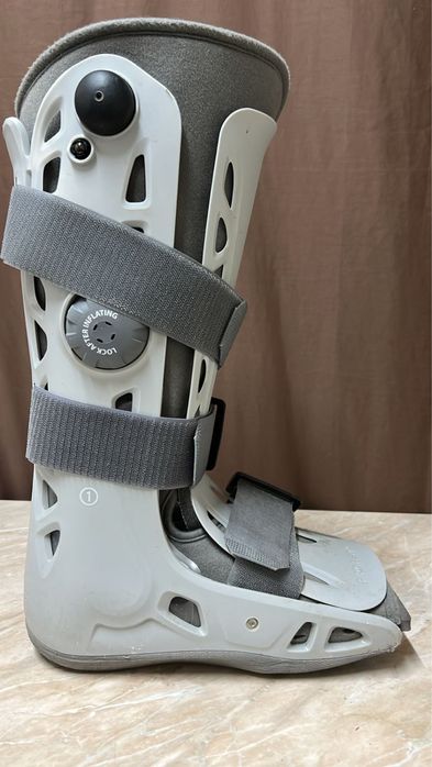 Ортез гомілкоступного суглоба Aircast