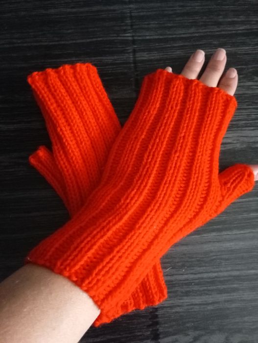 Мітенки жіночі..