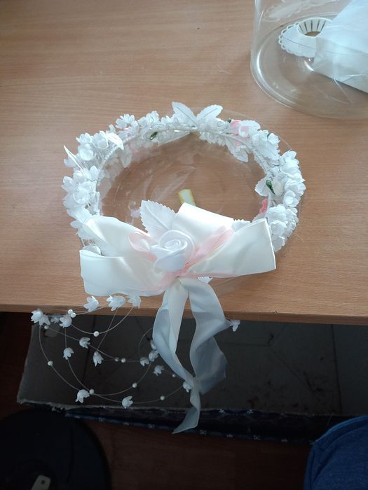Wianek I owijka na świecę na Komunię Świętą.