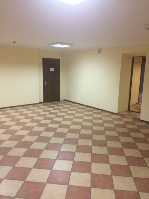 Продаж приміщення. Метро Шулявська, просп. Берестейський, 60