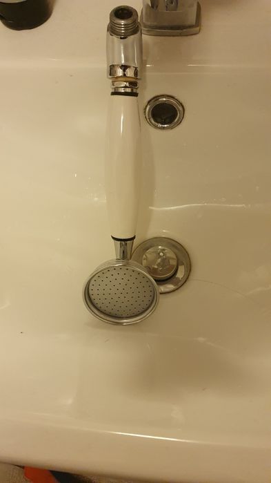 Ceramic Shower423211803010682881