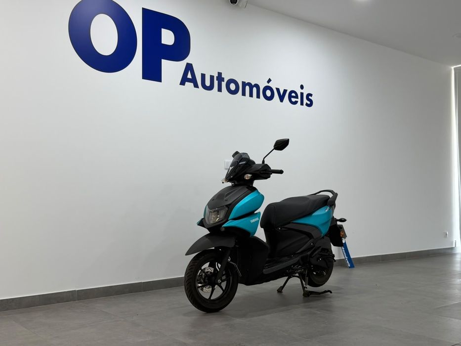 Yamaha RayZR