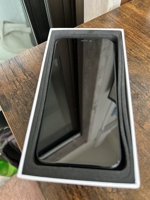 Iphone 12 com 64Gb
