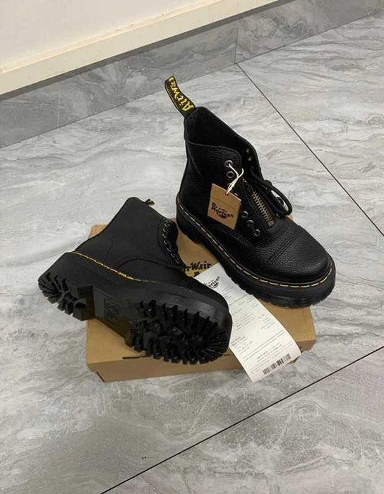 Dr. Martens Jadon Platform Boots Black Smooth Leather R.38