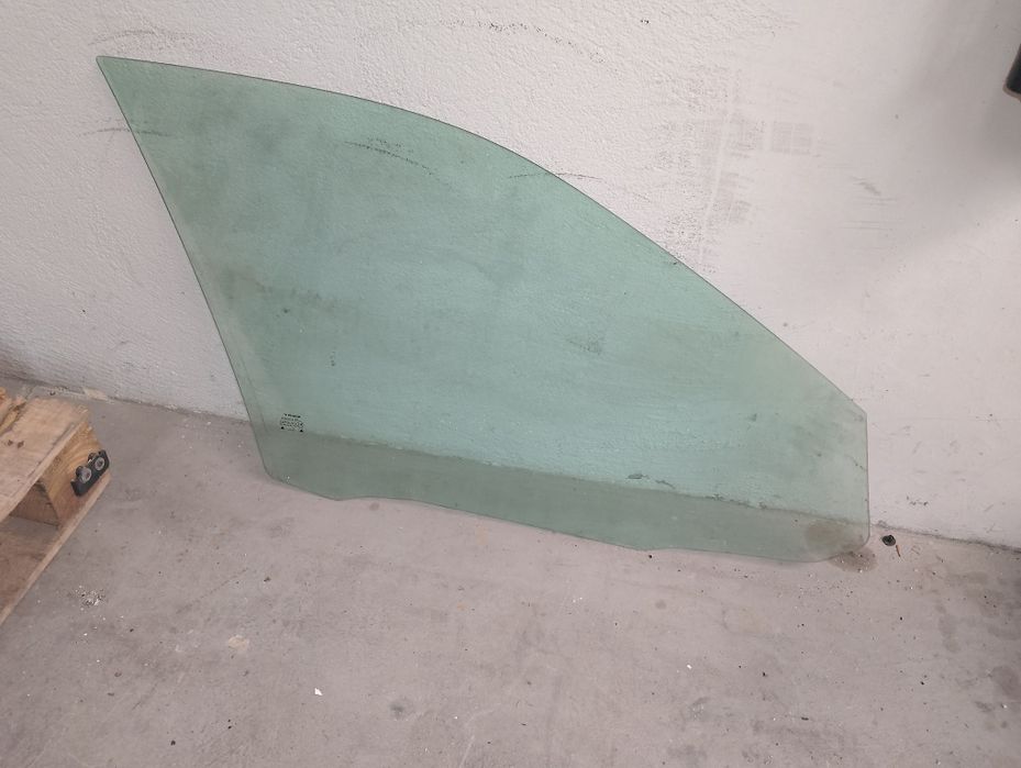 Video SEAT Leon 1M frente esquerdo
