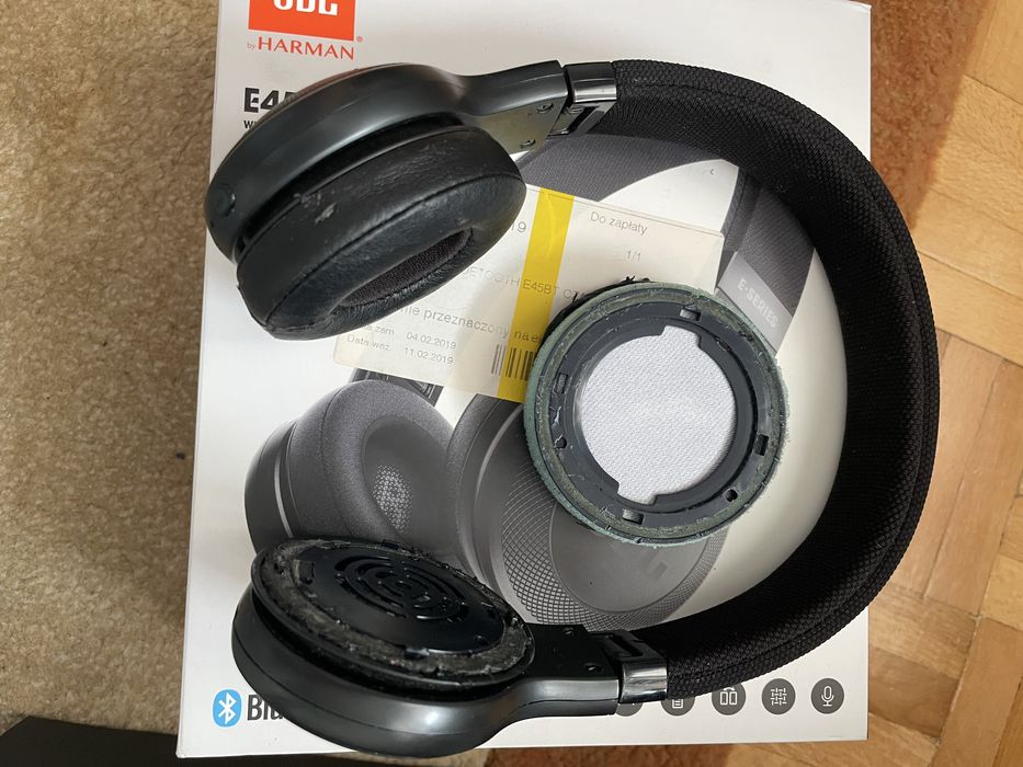 Sluchawki JBL E45 BT