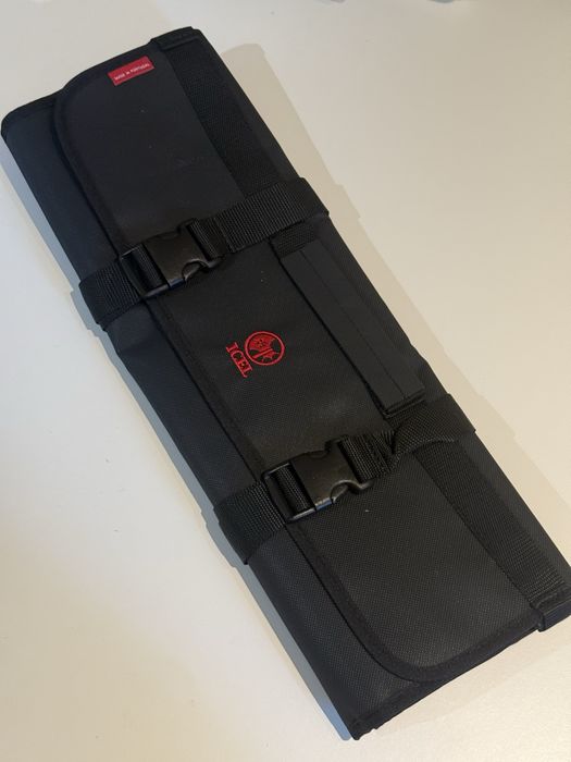 Estojo de facas + 17 acessorios