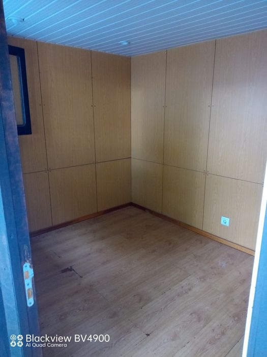 Vendo casa de madeira