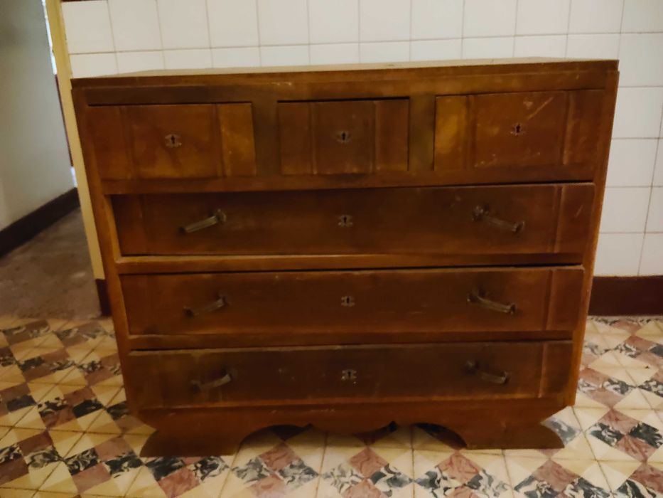 Cómoda de estilo vintage