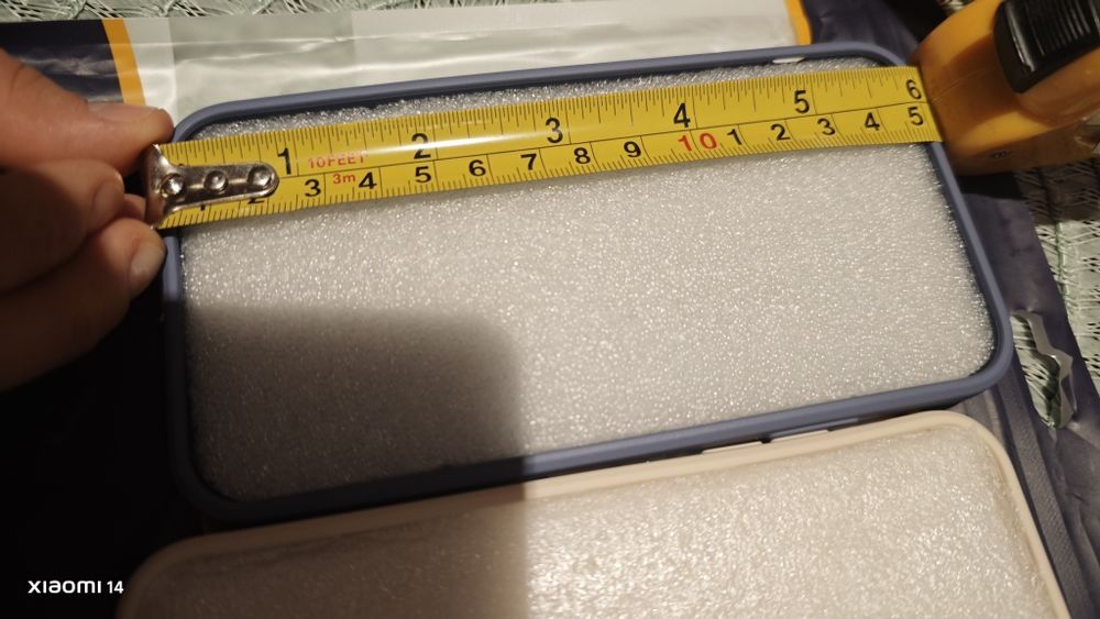 2x case granat & kremowy do telefonu random. np iphoneXR