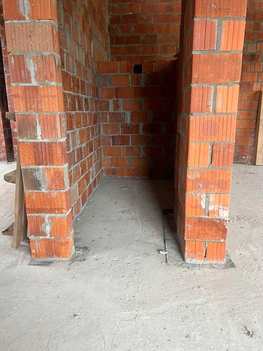 Продаж котеджу в топовій локації у м. Пустомити