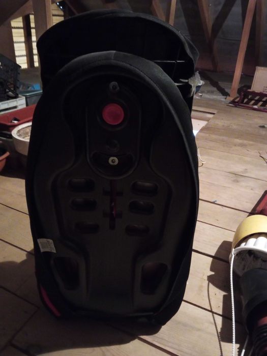 Дитяче автокрісло Cam, зроблено в Італії.