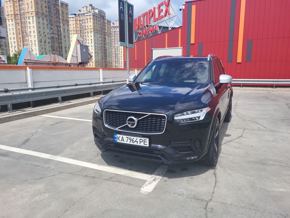 volvo xc90 R-DESIGN