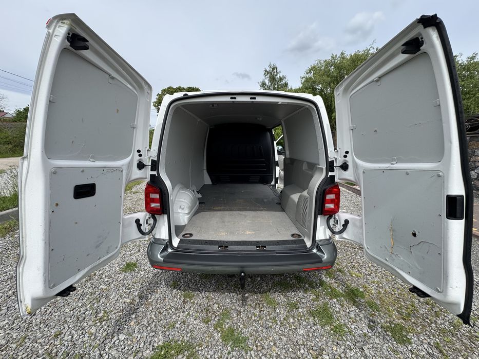 Volkswagen Transporter T-6