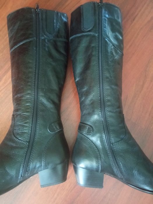 39 Kozaki Kazar wysokie skóra.