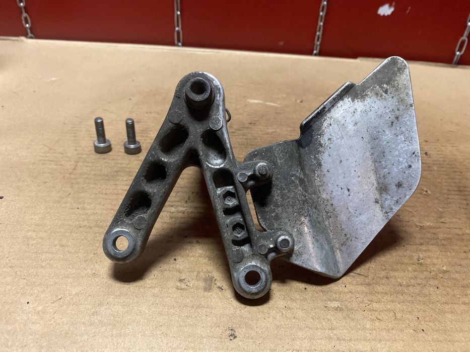 Kawasaki ZR 1100 Zephyr set podnóżek B187