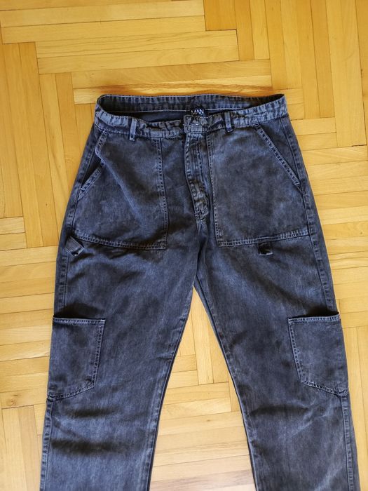 Spodnie cargo boohoMAN