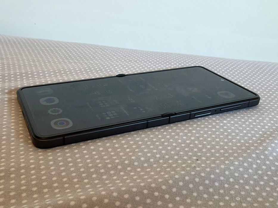 Samsung z flip 8