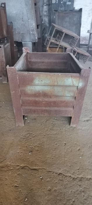 Контейнер металевий