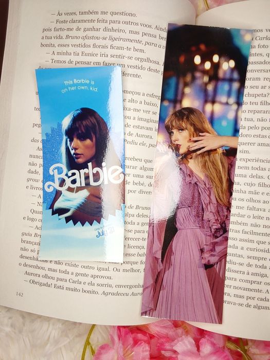 Taylor Swift bookmarks