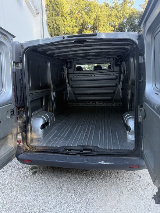 Opel vivaro 1.9 CDTI  com A/C