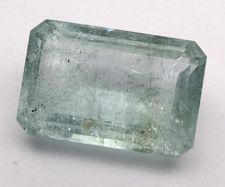 Água-Marinha GIGANTE (38.41 ct) - Corte Esmeralda e SEM Tratamento!