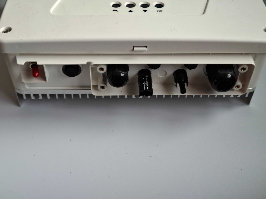 Falownik SolarEdge SE2200H HD-Wave  Jednofazowy