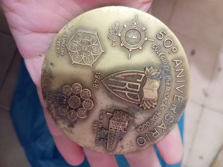 Medalha antiga ver fotos