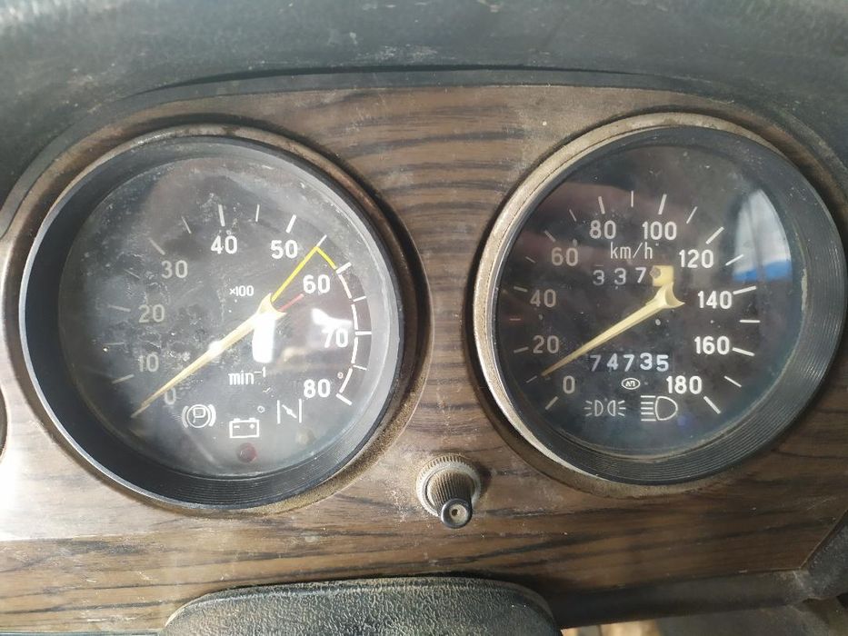 Продам ваз 2106 на повному ходу один власник з салона переоформляється