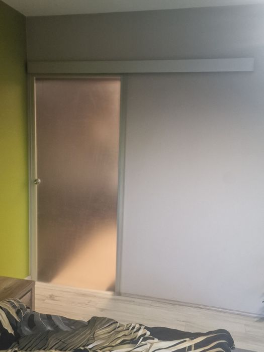 Drzwi przesuwne że szkła szronionego 95*210