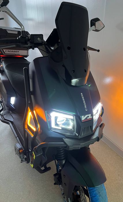 Электроскутер Crosser V1 Pro 2000W,аккум LiFePo4, 2026