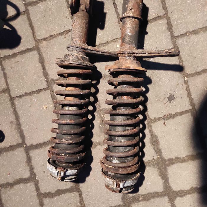 Amortyzatory Mcpersony Przód ZAZ Tavria Komplet