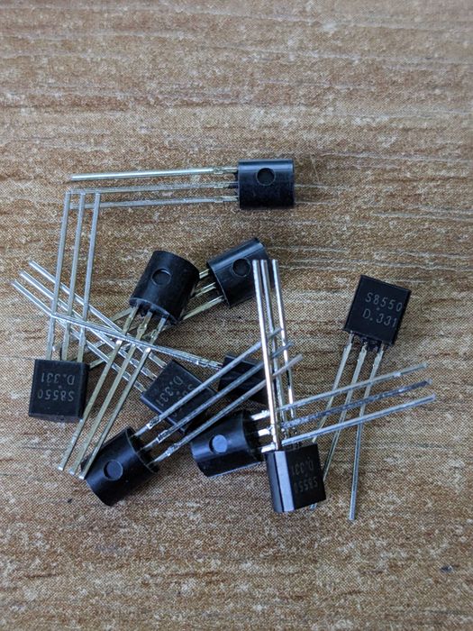 Транзистори A42, A92, 2N5401, 2N5551, S8050, S8550, 2N3906, 2N3904