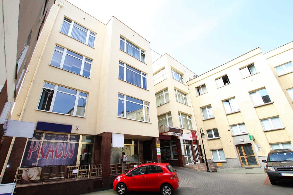 Biurowiec Muchowiecka parter lokal handlowy o pow. 180,00 m2 s