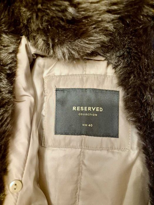 Płaszcz damski beżowy RESERVED r. 40 pikowany